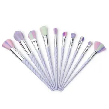Cosmetic brush with plastic handle