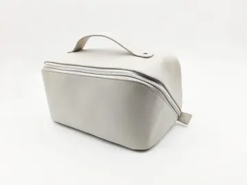 Cosmetic bag