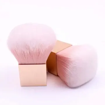 Kabuki brush square shape