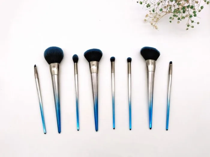 Makeup brush set — view 1
