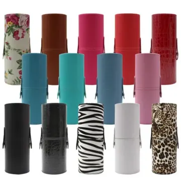 Makeup brush set columned collection with button