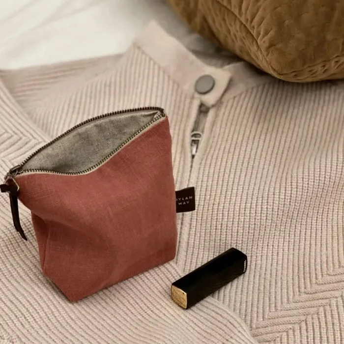Large capacity linen cosmetic bag — view 1