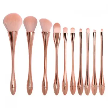 Slim waist makeup brush