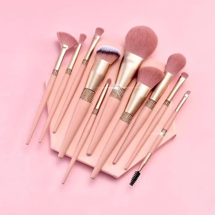 Crystal stone makeup brushes — view 1