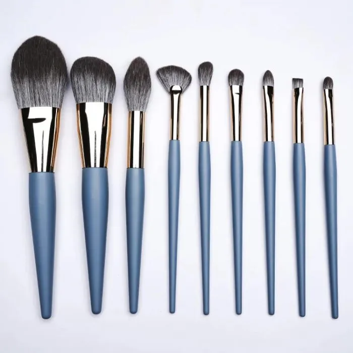 Cone handle makeup brush set — view 1