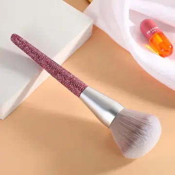 Shiny diamond makeup brush set