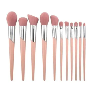 Inclined ferrule makeup brush set
