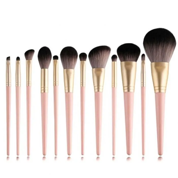 Pink makeup brush set — view 1