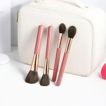 Elegant makeup brush set