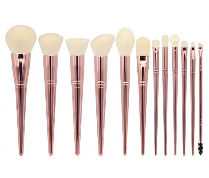 Rose gold makeup brush — view 1
