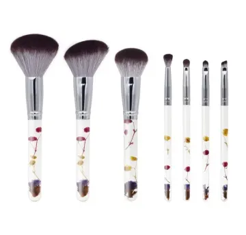 Flower makeup brush