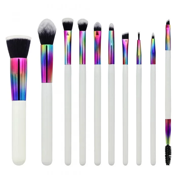 Glitzy makeup brush — view 1